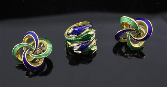 An Italian 18ct gold and two colour enamel dress ring and a pair of similar ear clips,